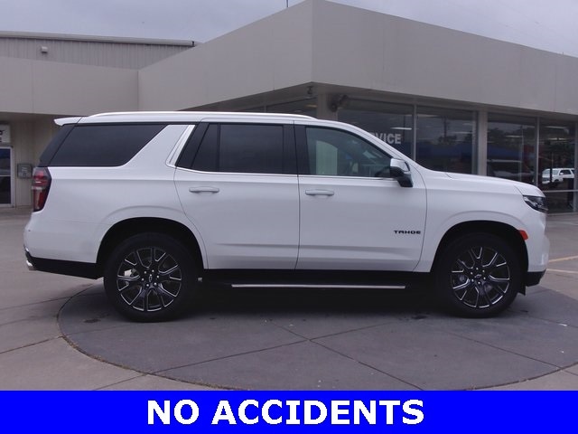 Used 2024 Chevrolet Tahoe Premier with VIN 1GNSKSKD3RR100205 for sale in Junction City, KS