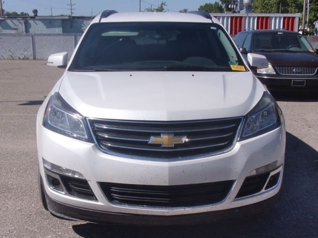 Used 2017 Chevrolet Traverse LT SUV
