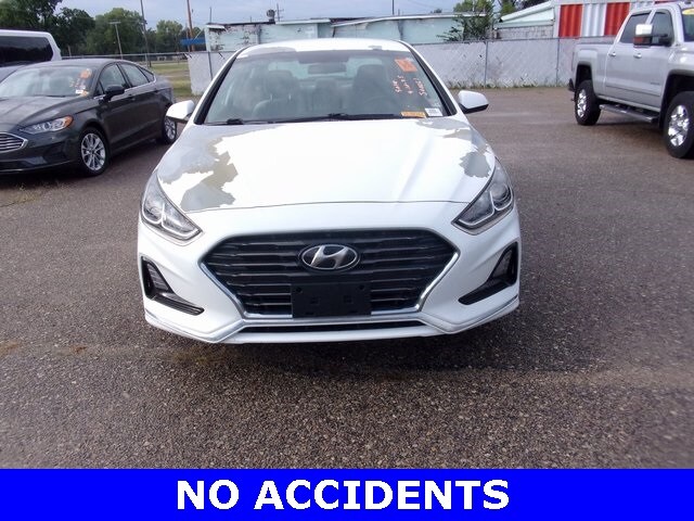 2019 Hyundai Sonata Eco SE photo 2