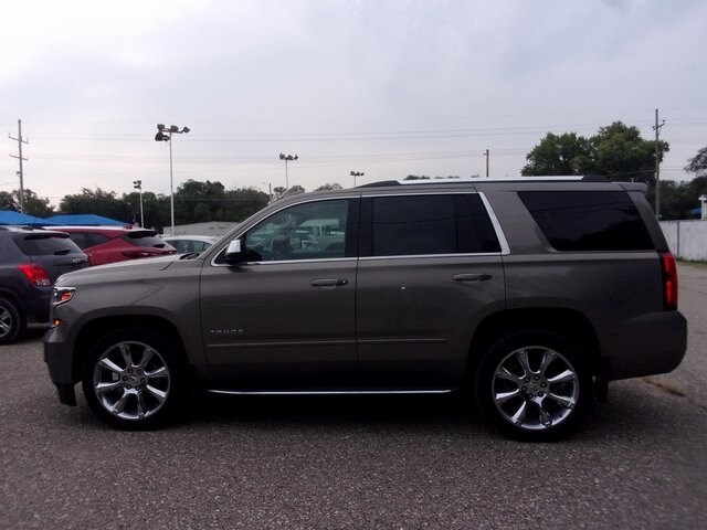 2019 Chevrolet Tahoe Premier photo 4
