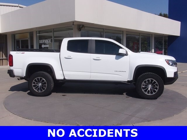 2021 Chevrolet Colorado ZR2 photo 2