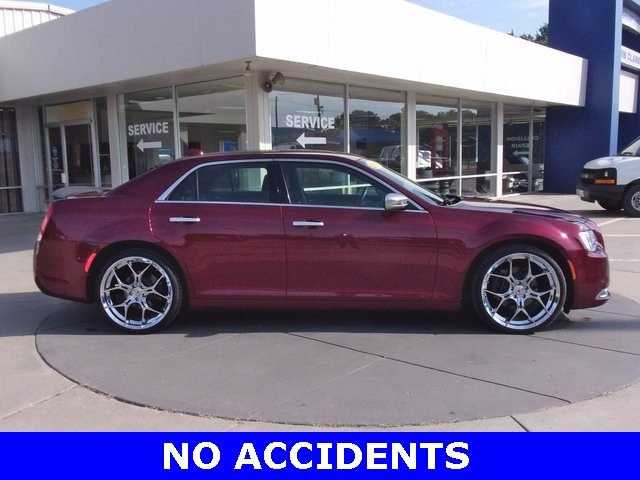 Used 2018 Chrysler 300 C with VIN 2C3CCAPT5JH159950 for sale in Junction City, KS