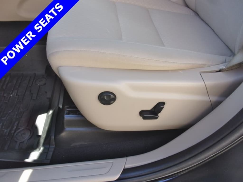 Used 2021 Jeep Grand Cherokee Laredo E SUV