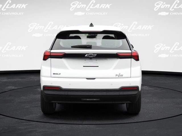2027 Chevrolet Bolt LT - Photo 15