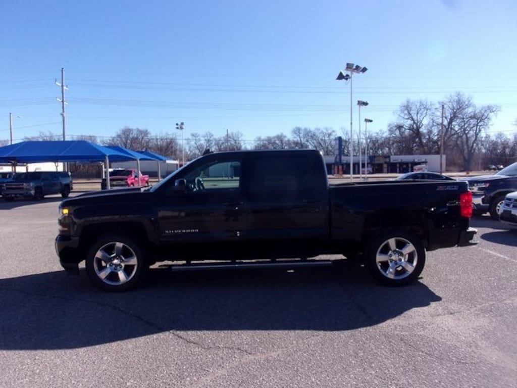 Used 2017 Chevrolet Silverado 1500 LT Truck