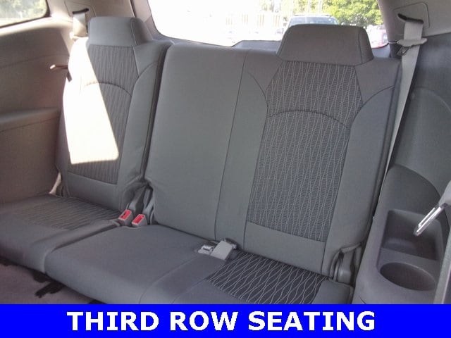 Used 2017 Chevrolet Traverse LS with VIN 1GNKRFEDXHJ226251 for sale in Junction City, KS