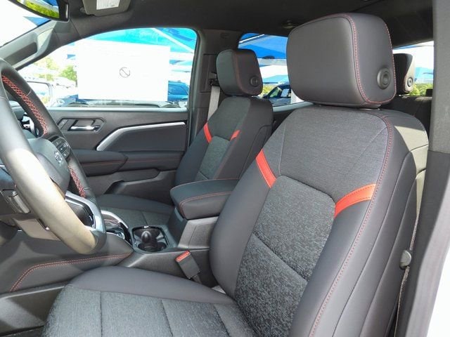 2026 Chevrolet Colorado Z71 - Photo 39