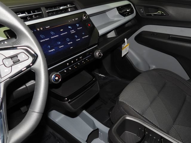 2027 Chevrolet Bolt LT - Photo 26