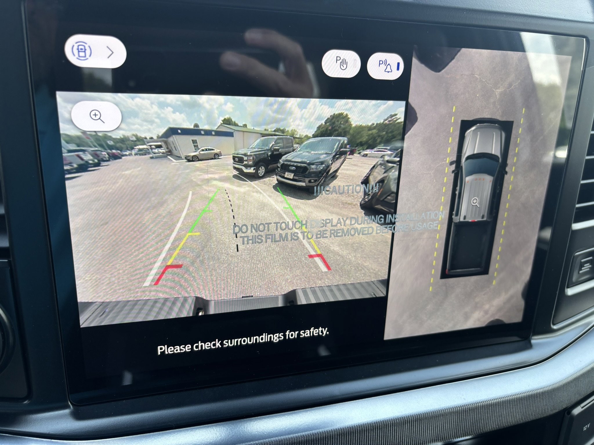 2025 Ford F-250 Super Duty Platinum - Photo 29