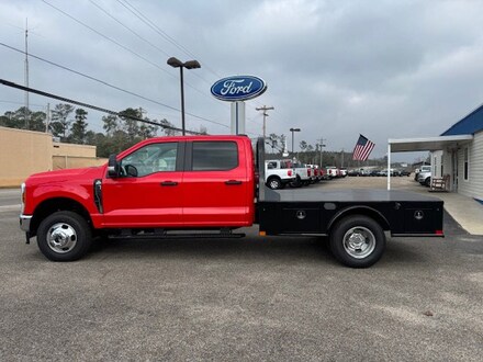 2026 Ford F-350 Chassis Truck Crew Cab