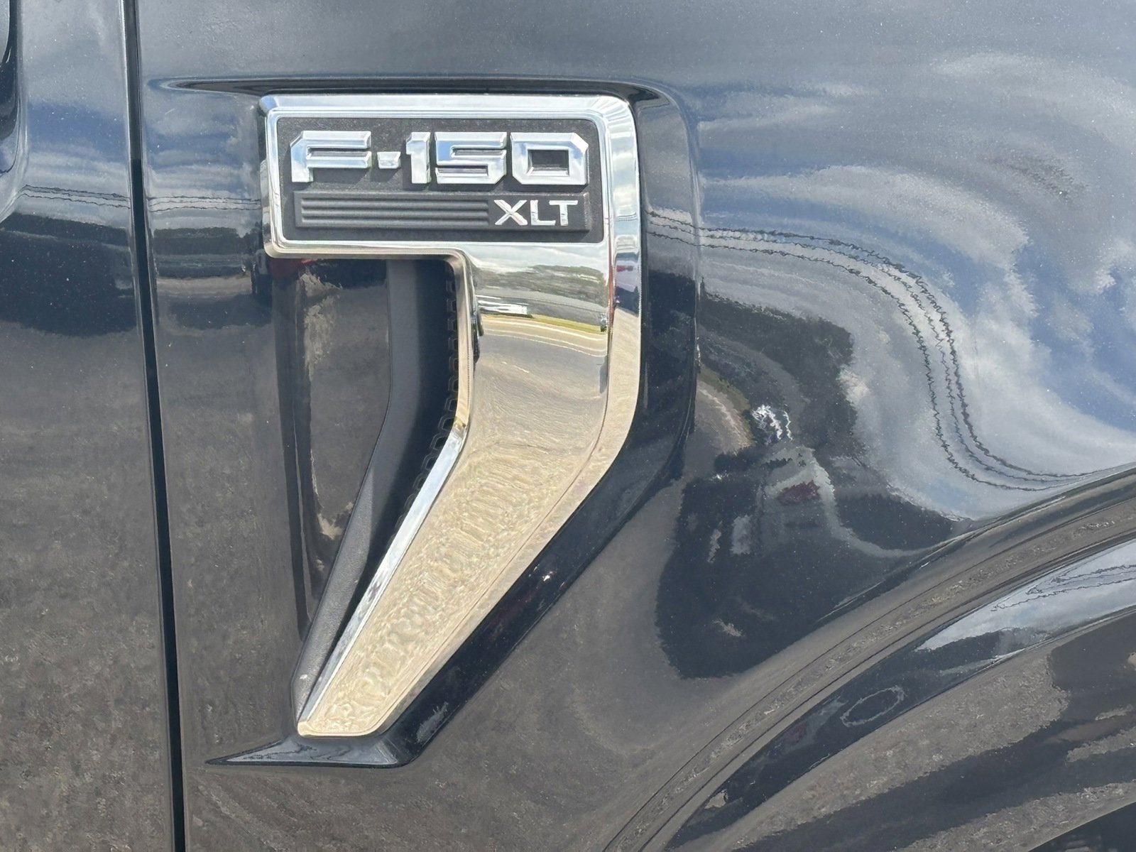 2024 Ford F-150 XLT photo 4