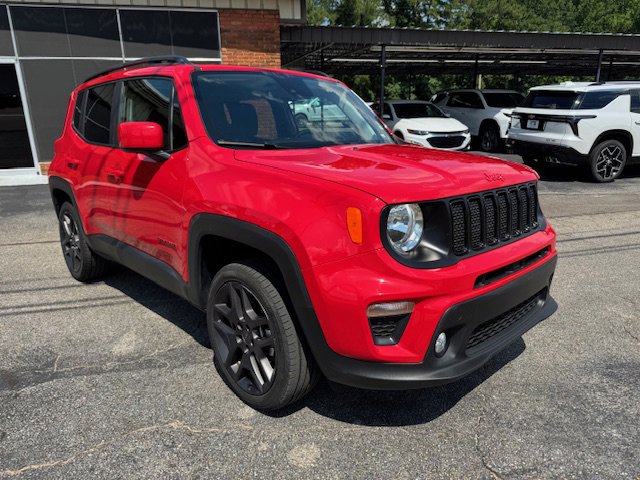 2022 Jeep Renegade Latitude photo 3
