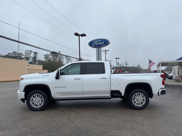 2022 Chevrolet Silverado 2500HD High Country's photo