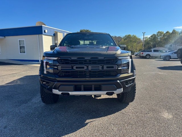 2025 Ford F-150 Raptor photo 3