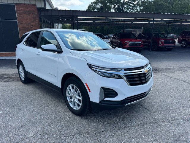 2024 Chevrolet Equinox photo 4