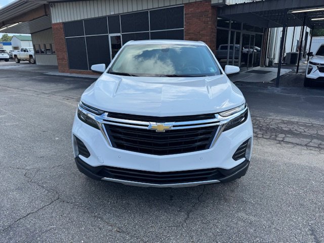 2024 Chevrolet Equinox photo 3