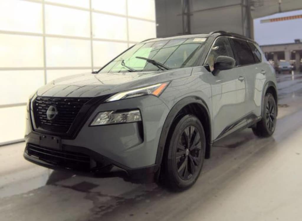 Used 2023 Nissan Rogue SV SUV