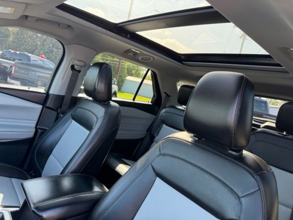 Used 2024 Ford Explorer XLT SUV