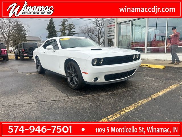 Used 2020 Dodge Challenger SXT with VIN 2C3CDZAG5LH109916 for sale in Winamac, IN