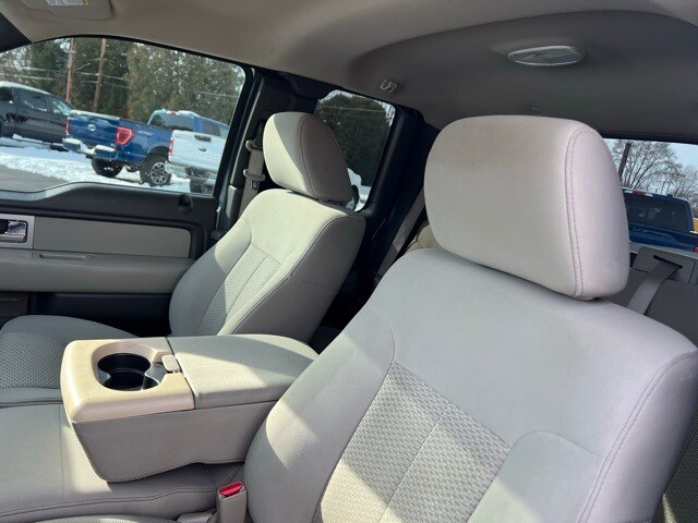 2009 Ford F-150 XLT photo 3