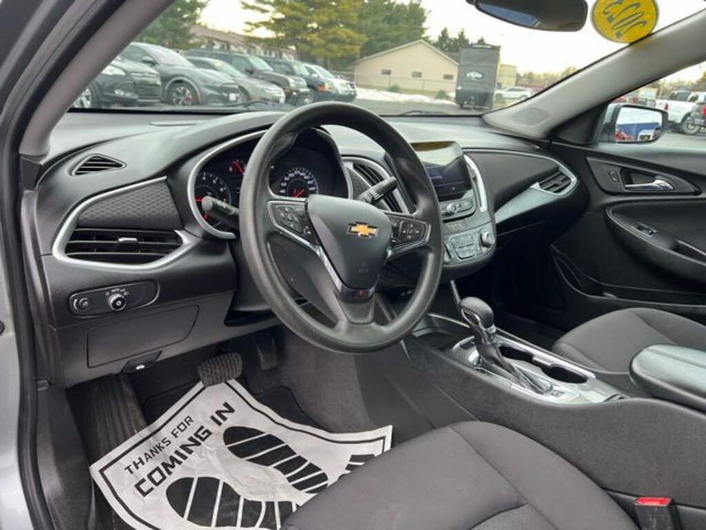 Used 2023 Chevrolet Malibu LT w/1LT Sedan