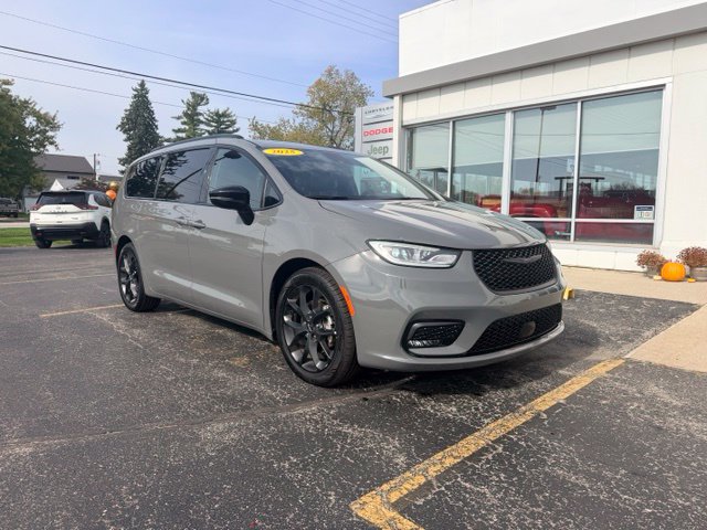 2025 Chrysler Pacifica