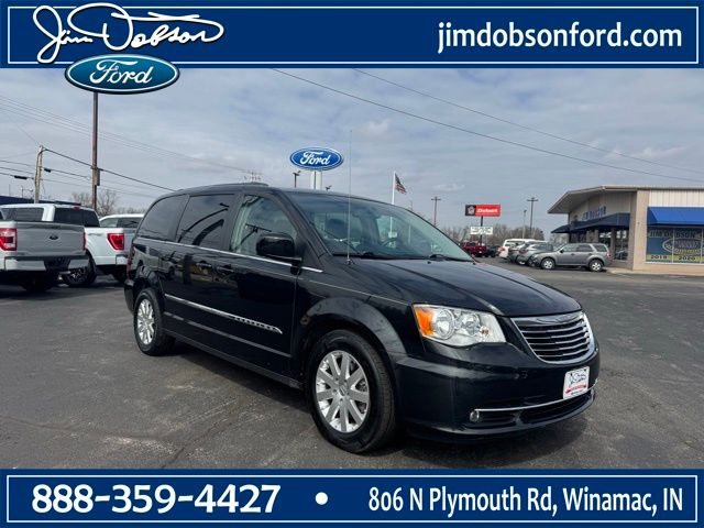 2016 Chrysler Town & Country Touring
