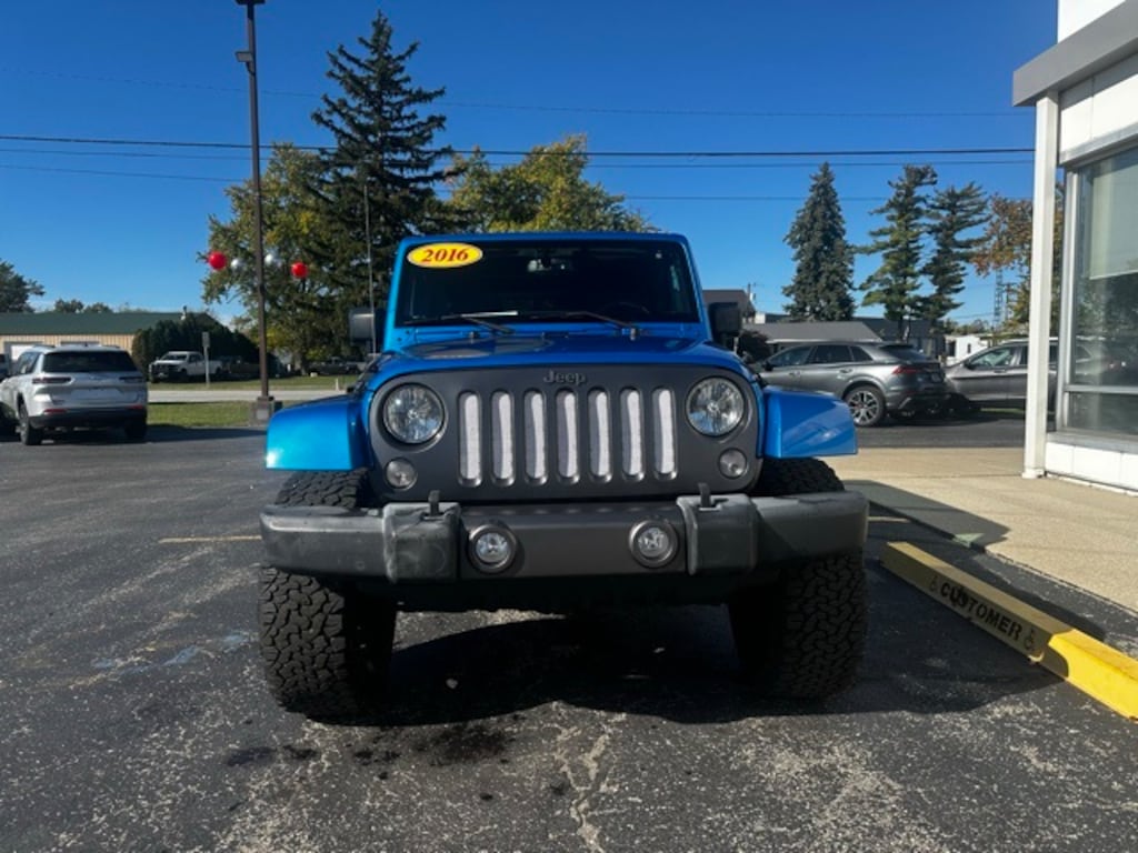 Used 2016 Jeep Wrangler Unlimited Sport SUV