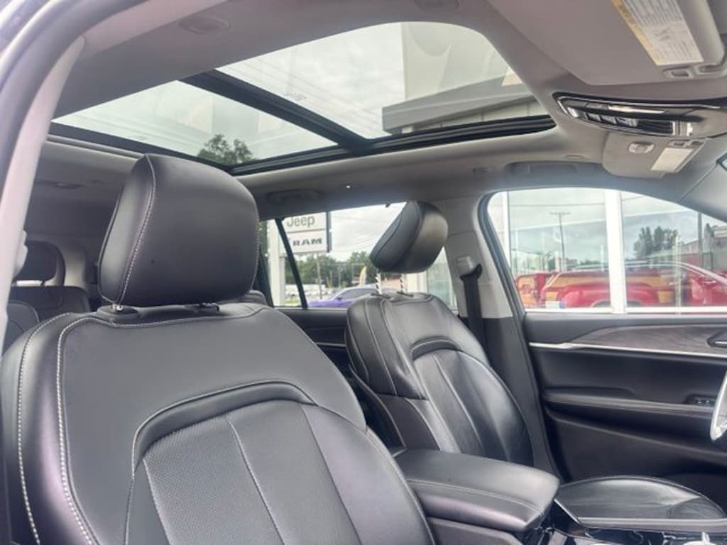 Used 2023 Jeep Grand Cherokee L Limited SUV