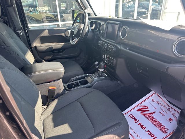 2022 Jeep Wrangler Unlimited Sahara - Photo 21