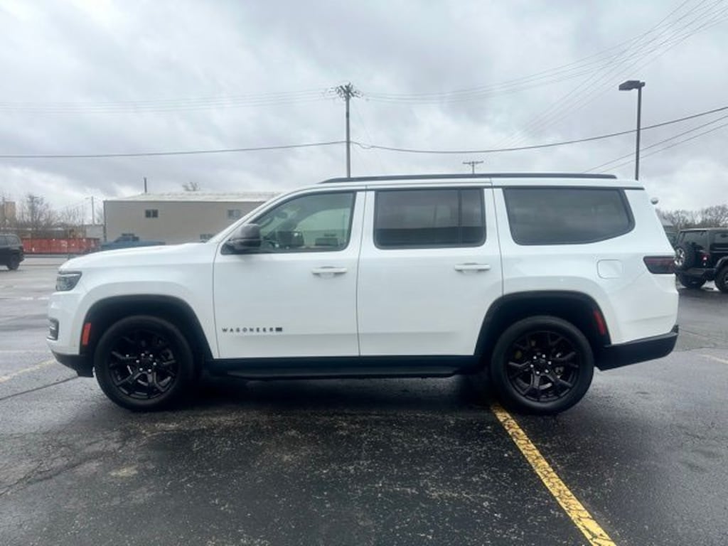Used 2023 Jeep Wagoneer Base SUV