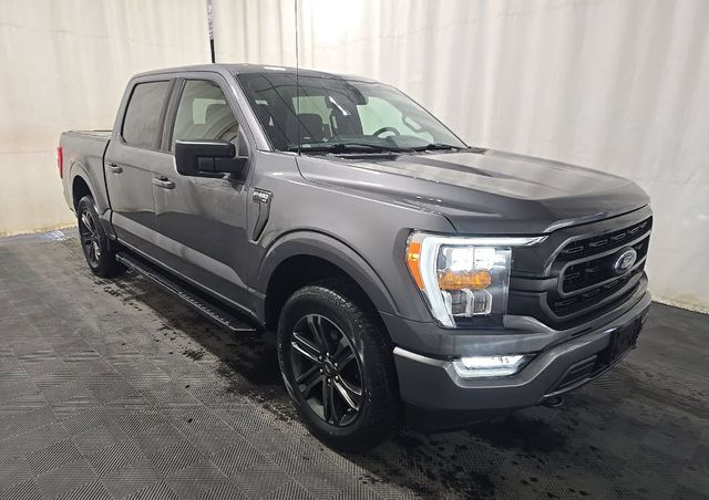 2021 Ford F-150 XLT 4x4 SuperCrew 145 in's photo
