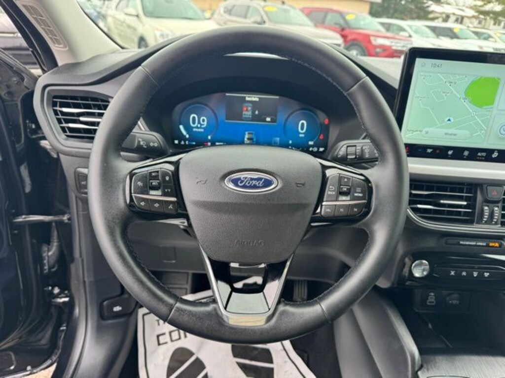 Used 2025 Ford Escape Platinum SUV