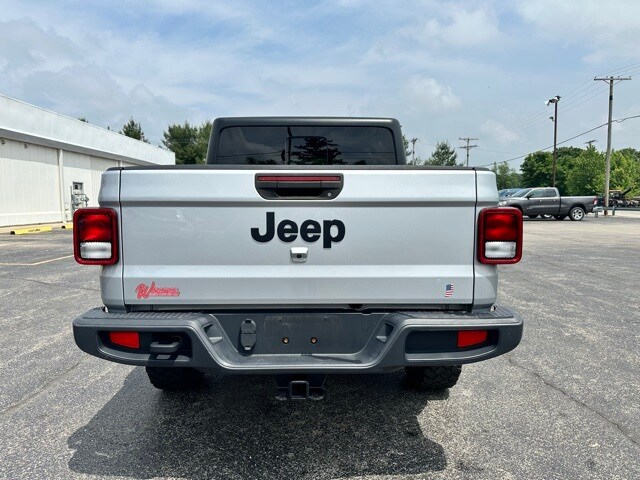 2022 Jeep Gladiator Sport photo 3