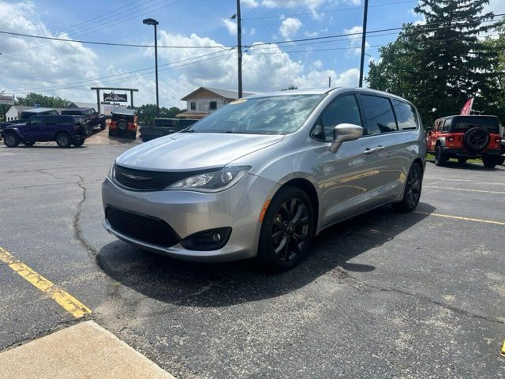 Used 2018 Chrysler Pacifica Touring Plus Passenger Van