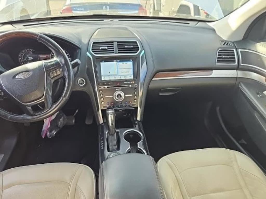 Used 2017 Ford Explorer Platinum SUV