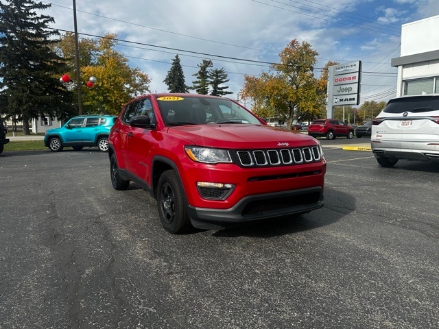 Used 2021 Jeep Compass Sport with VIN 3C4NJCAB8MT572155 for sale in Winamac, IN