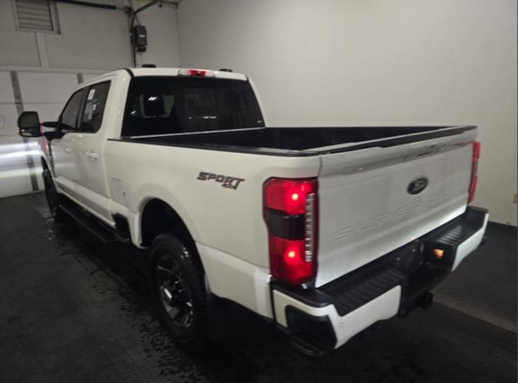 Used 2023 Ford F-250 Lariat Crew Cab