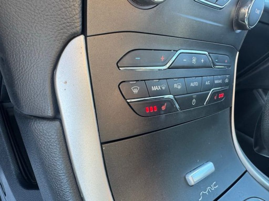 Used 2016 Ford Edge SEL SUV