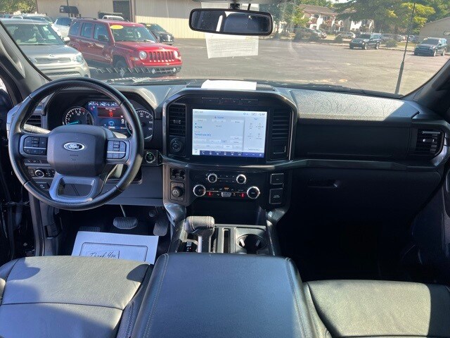 2023 Ford F-150 XLT photo 2