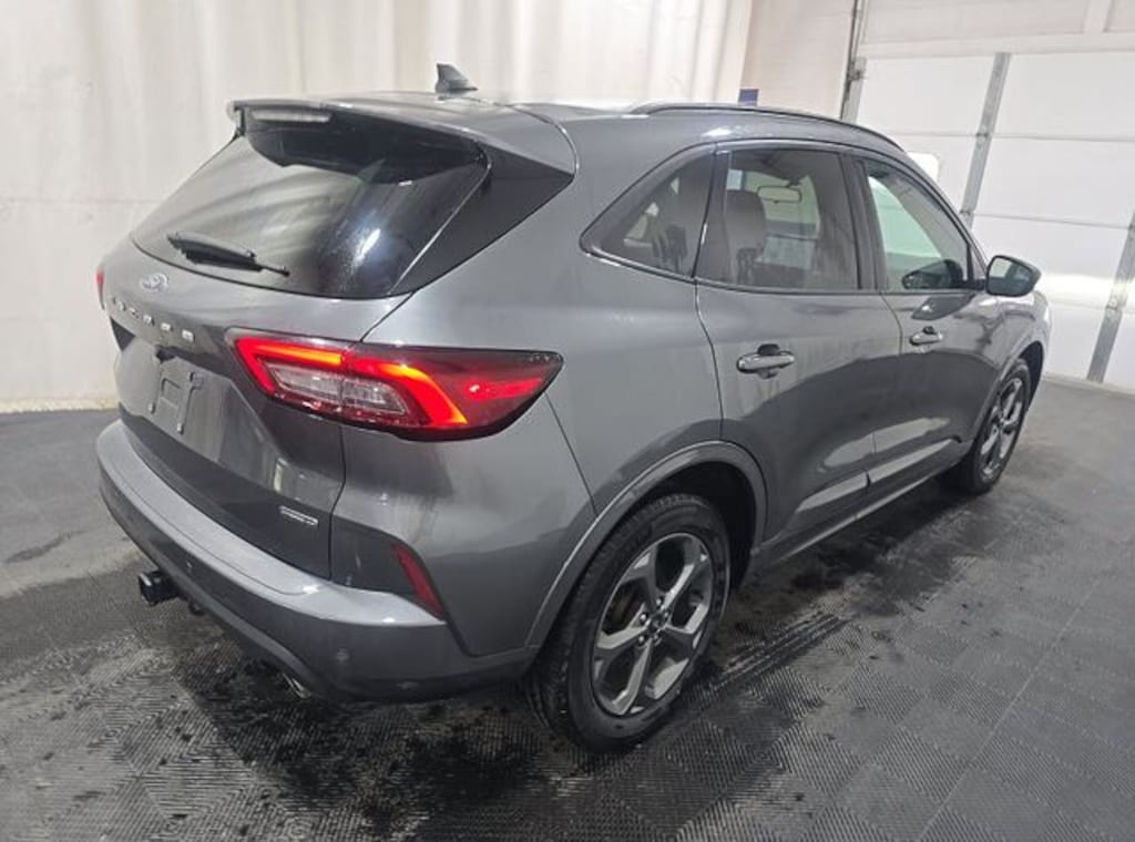 Used 2023 Ford Escape ST-Line Select SUV