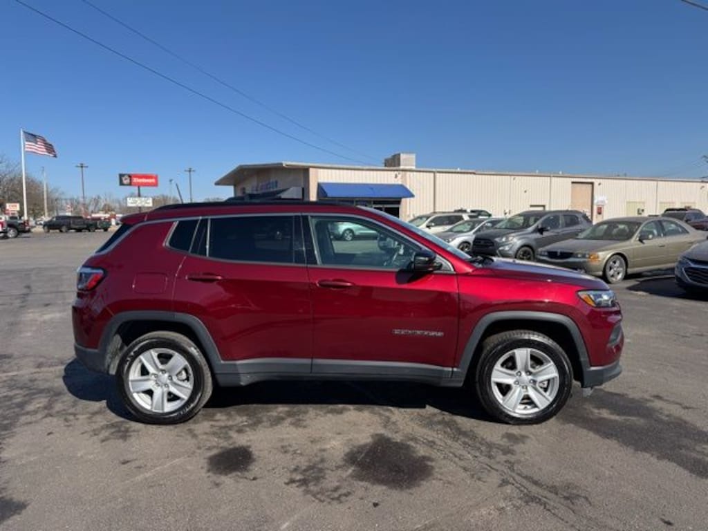 Used 2022 Jeep Compass Latitude SUV