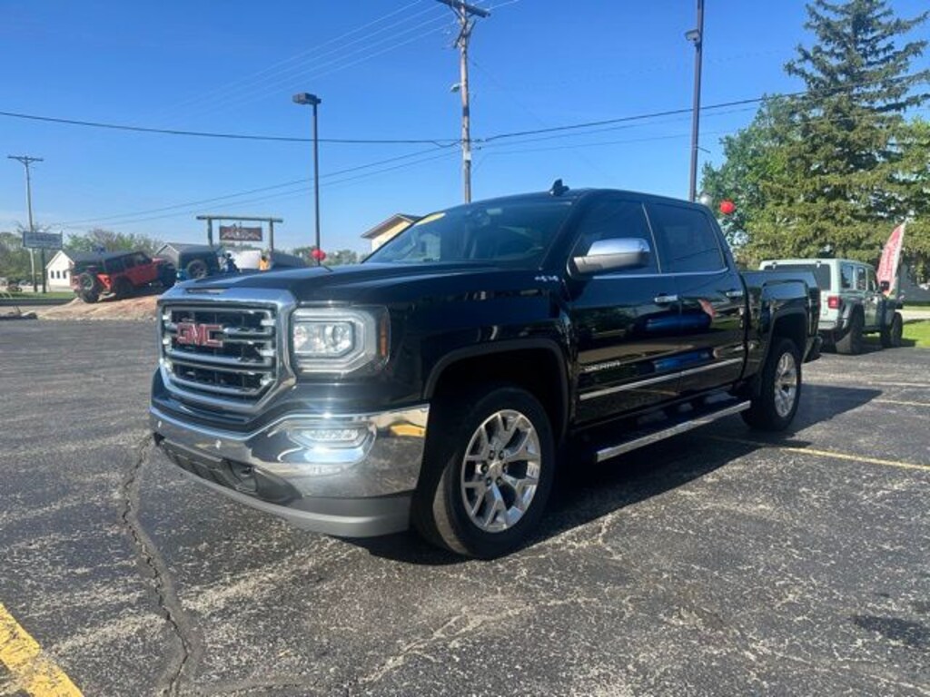 Used 2017 GMC Sierra 1500 SLT Pickup
