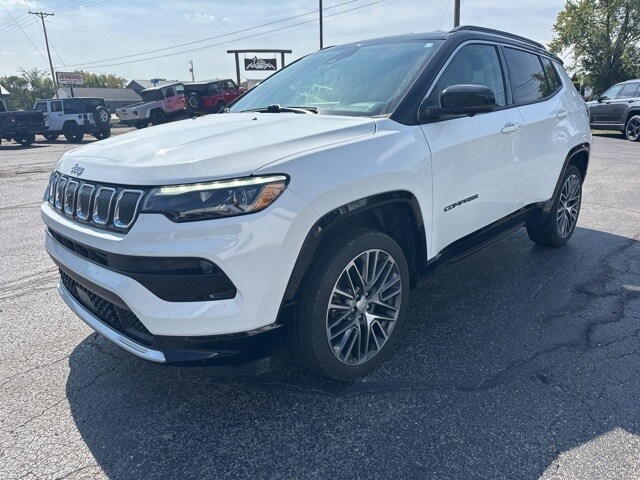 2022 Jeep Compass Limited photo 4
