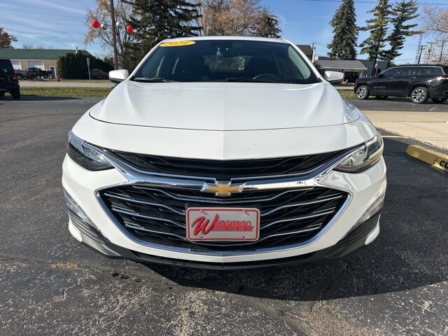 2024 Chevrolet Malibu 1LT photo 4