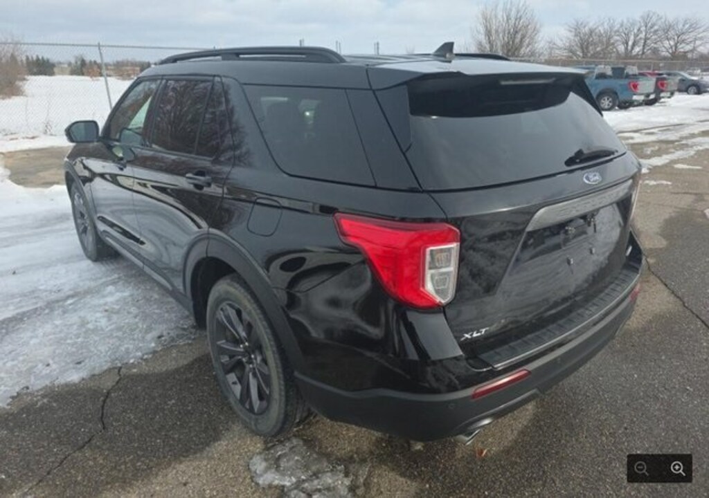 Used 2022 Ford Explorer XLT SUV