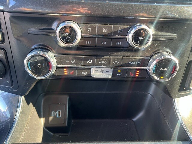 2022 Ford F-150 XLT photo 4