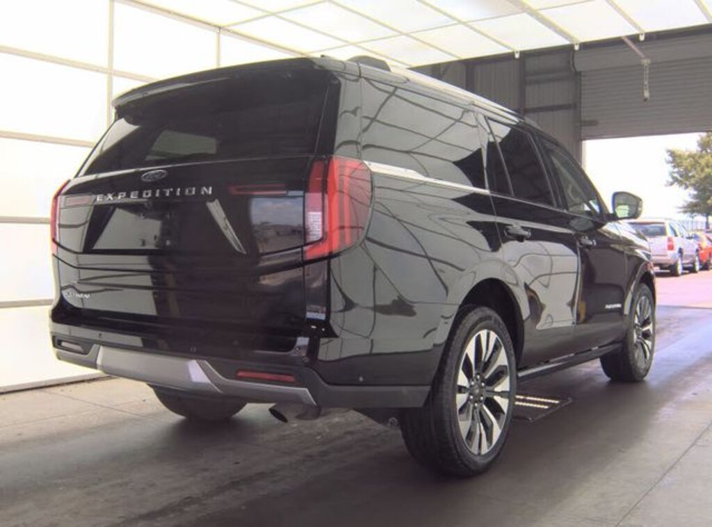 Used 2025 Ford Expedition Platinum SUV