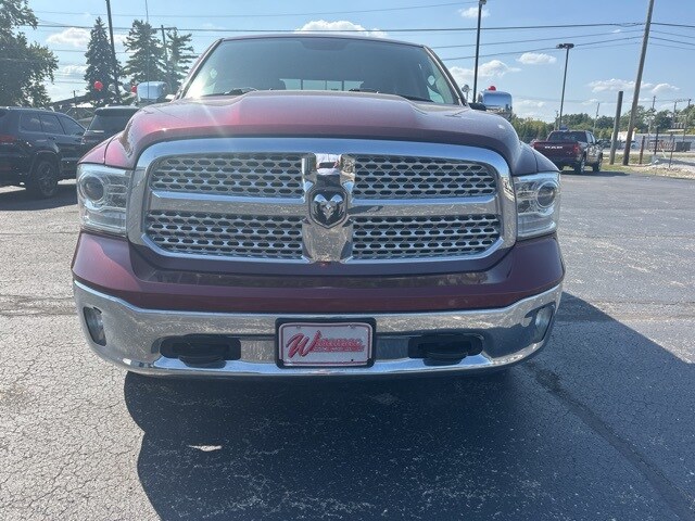 2017 Ram 1500 Laramie photo 3