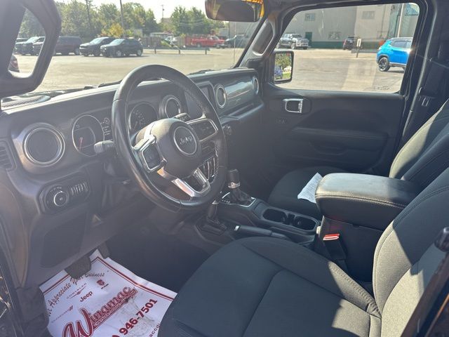 2022 Jeep Wrangler Unlimited Sahara - Photo 11